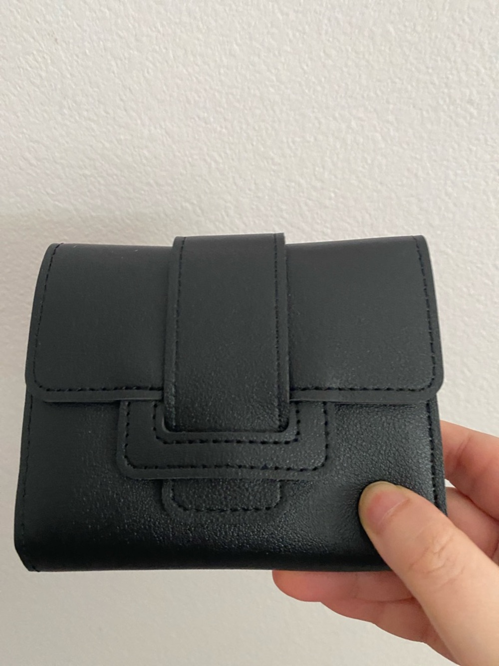 Classic Black Leather Wallet - Unbranded - Picture 1 of 7